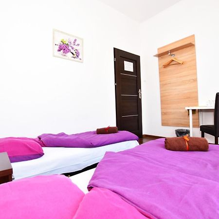 City Central Hostel Swidnicka Breslau Exterior foto