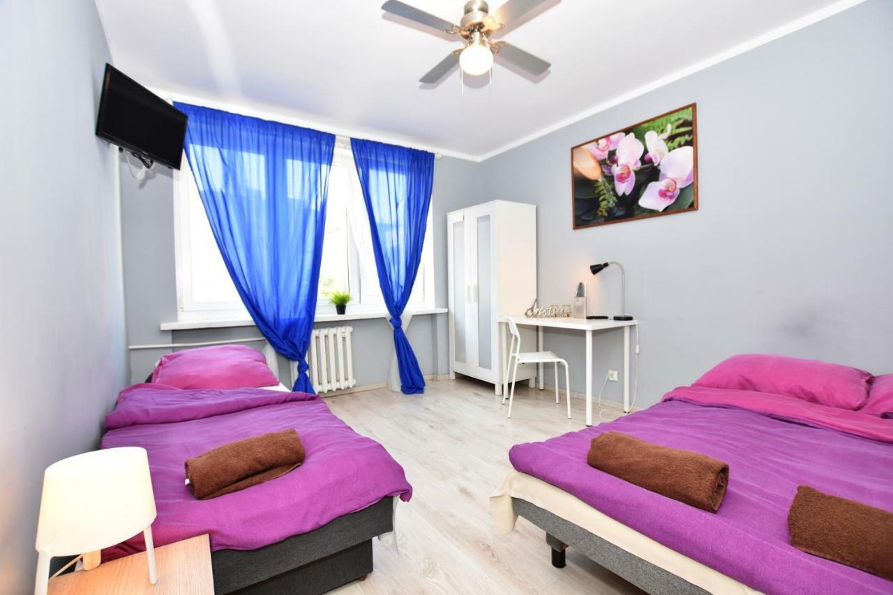 City Central Hostel Swidnicka Breslau Exterior foto