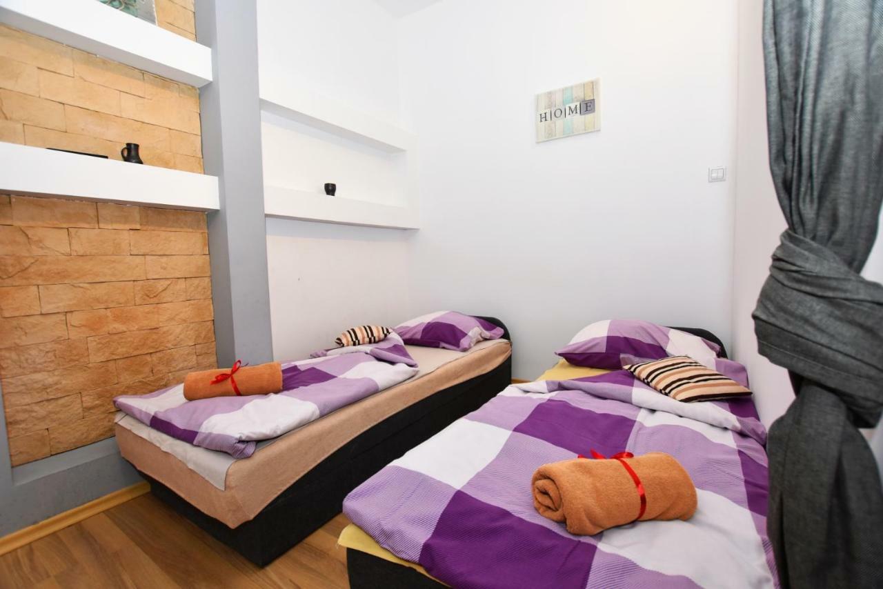 City Central Hostel Swidnicka Breslau Exterior foto